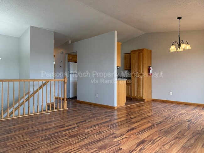 Photo - 1143 39th Ave S