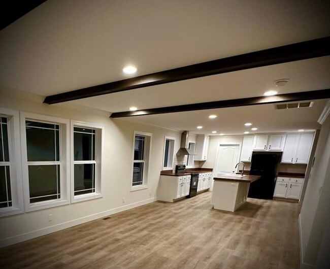 Photo - 214 Rufus Ln