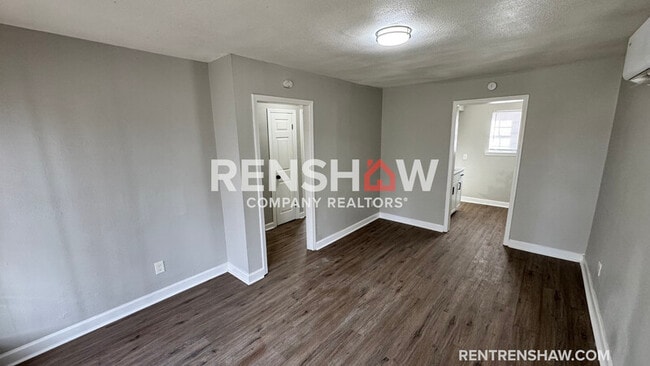 Photo - 285 Lucy Ave