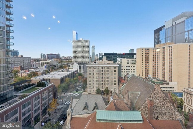 Photo - 2101 Chestnut St Unidad 1216