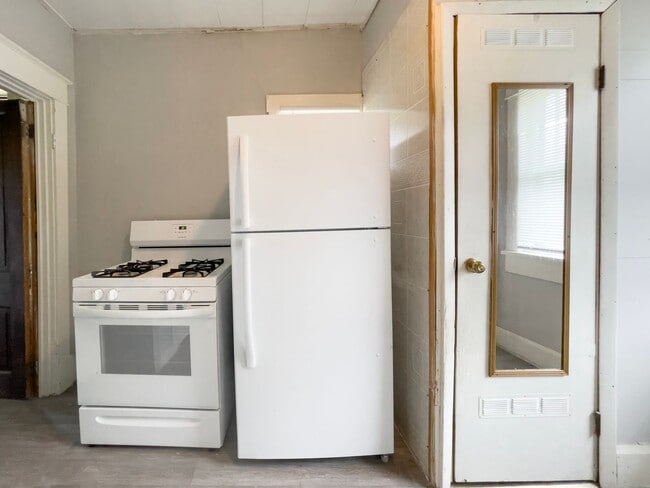 Photo - 218 S Martin Ave Unit #1