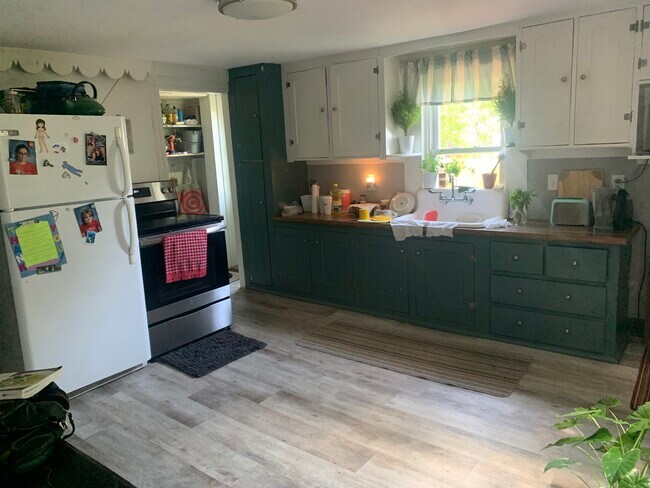 Photo - 3 Danforth Pl Unidad 2