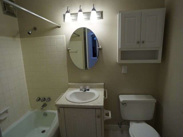 Photo - Foster Park Apartments