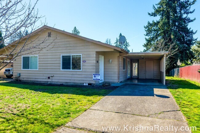 Photo - Charming 2 BD* 1 BA* Duplex Available For ...