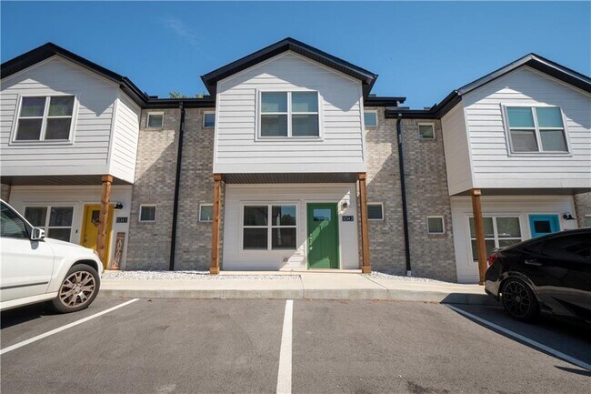 Photo - 1243 N Pink Ter