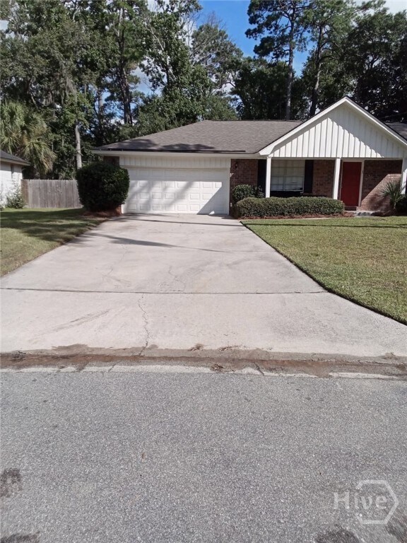 Photo - 940 Moss Dr House