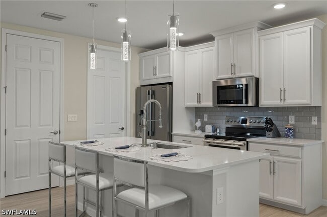 Photo - 14680 Edgewater Cir