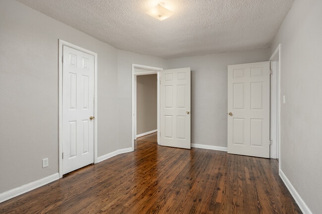 Photo - 303 Wygoda Cir