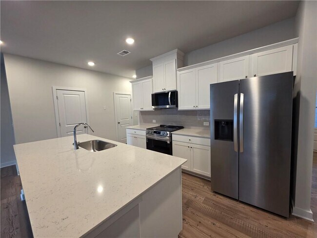 Photo - 1712 Harper Lily Ln