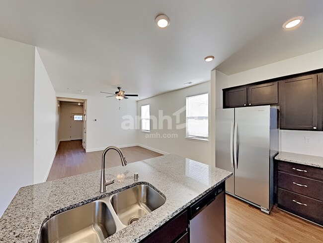 Photo - 10626 137th St E