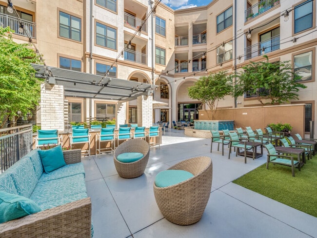 Photo - Ravello Stonebriar