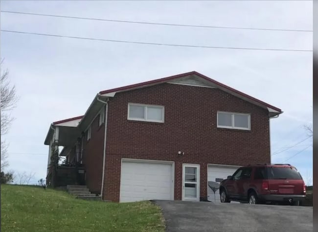 Photo - 203 Shavers Ford Rd