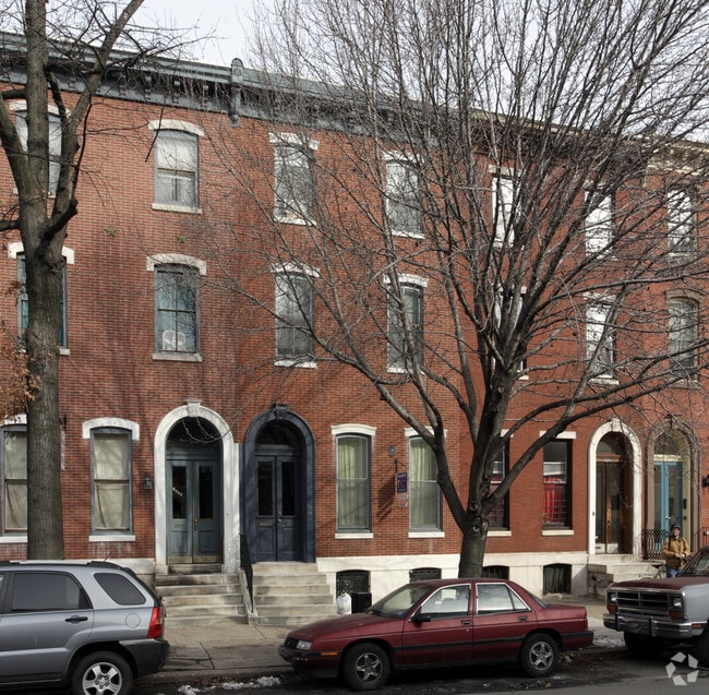 Building Photo - 1917 Spring Garden St Rental