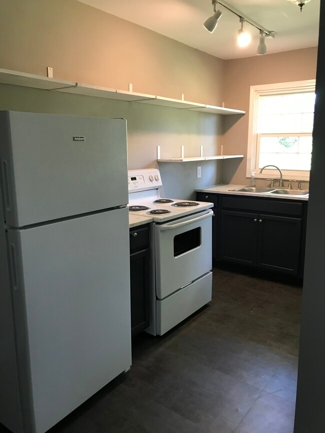 Photo - 597 7th St Unit 597