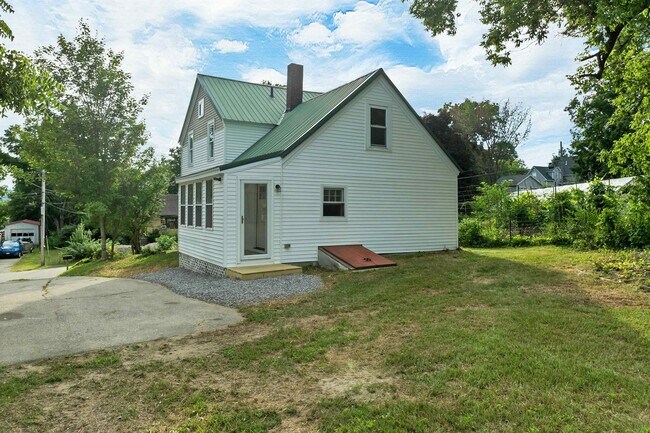 17 Charles St