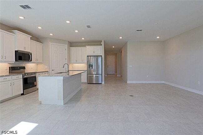 Photo - 1220 Mariners Vw Ter