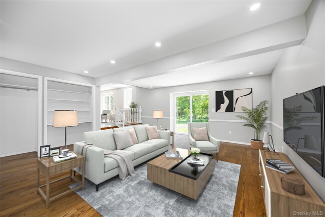 Photo - 12 State Line Rd