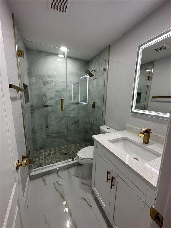 Photo - 7813 Lakeshore Dr