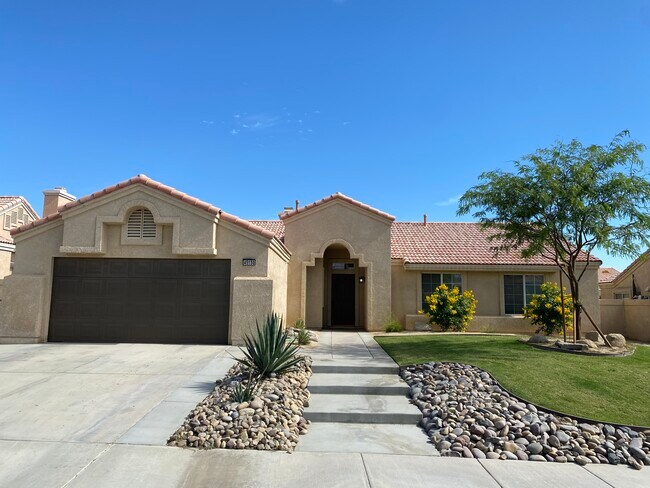 Photo - 45150 Desert Sand Ct House