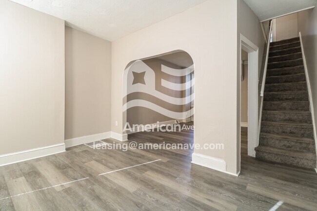 Photo - 1629 Dounton St