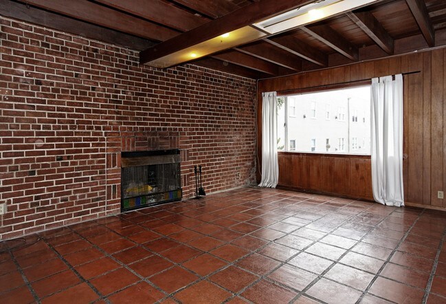 Photo - 1738 Spruce St