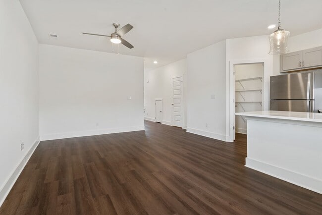 Photo - 133 Huntley Dr