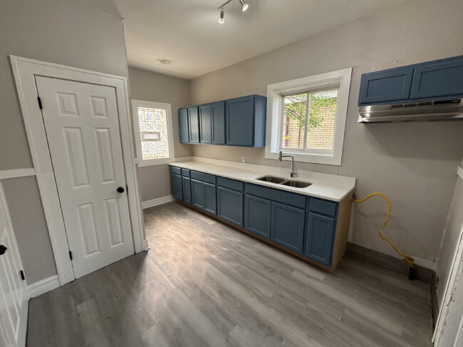 Photo - Cozy 4-bed house in Gary!