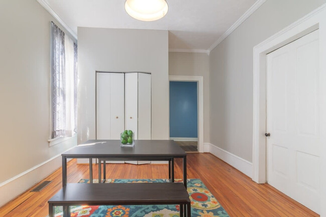 Building Photo - 737 3rd Ave Rental