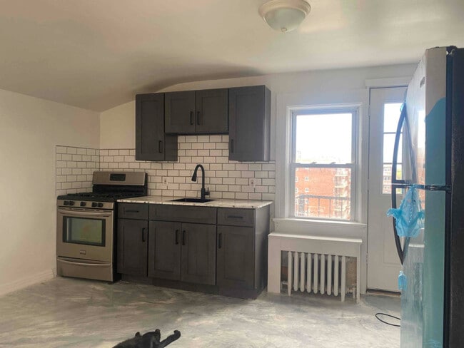 0 Summit Ave 3  