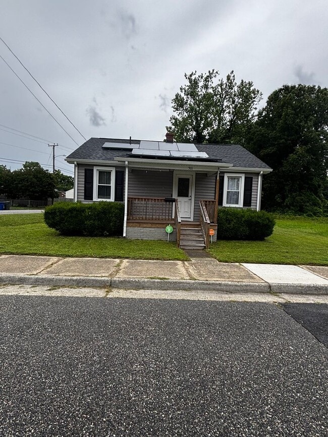 Building Photo - 2 Bedroom 1 Bathroom Single family Ranch l... Rental