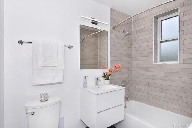 Photo - 3 West St Unit 3B