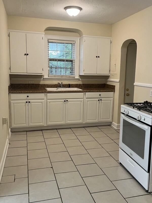 1196 Tutwiler Ave Condo Condo for Rent in Memphis, TN