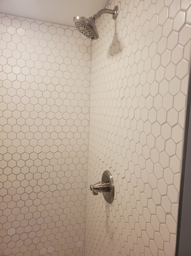 Photo - 957 Harrison Ave Unidad A