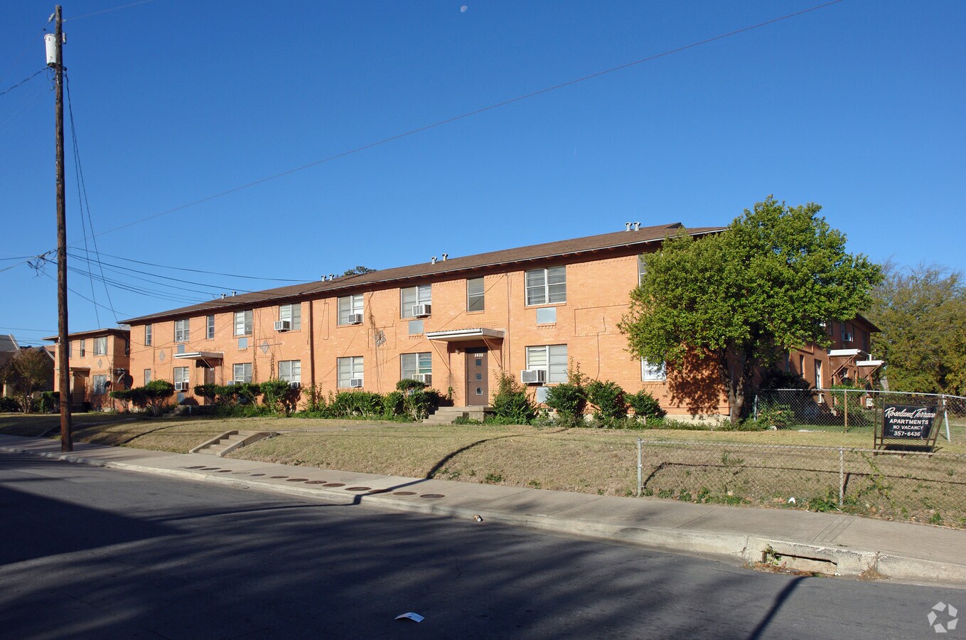 Roseland Terrace Apartments - Roseland Terrace Apartments