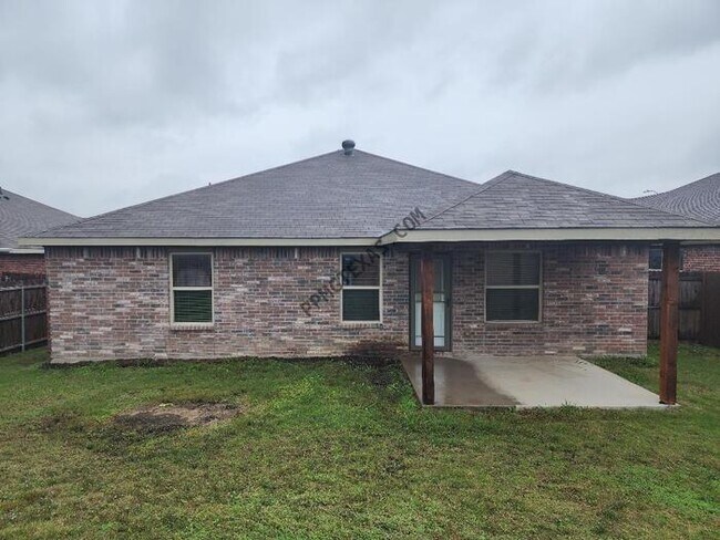 Photo - 12112 Castleford Way