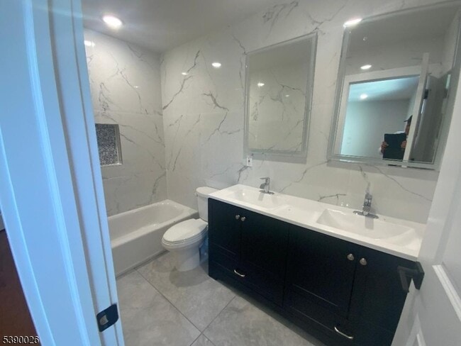 Photo - 68 Main St Unit 1