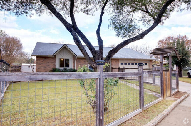 Building Photo - 6104 Bridlington Cir Rental