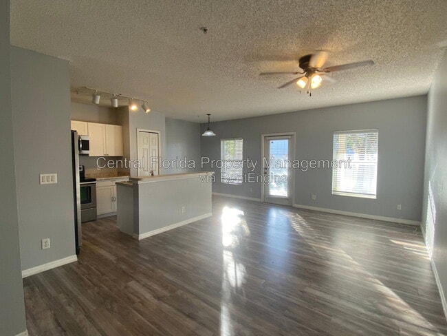 Photo - 2076 Cypress Bay Blvd