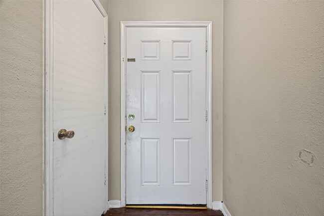 Photo - 15430 Elm Leaf Pl
