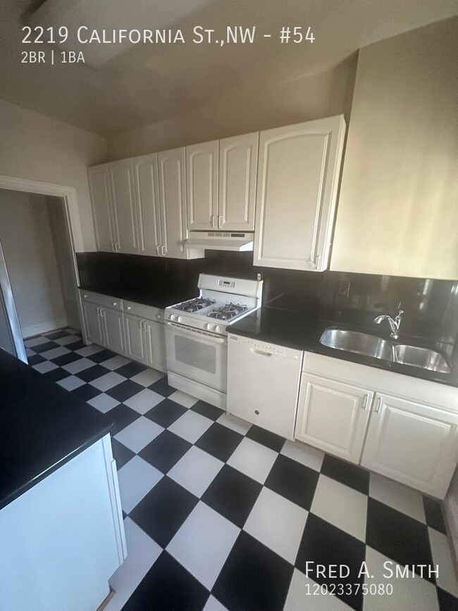 Photo - 2219 California St NW Unidad #54
