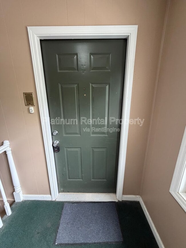 Photo - 335 Winding River Dr Unit H
