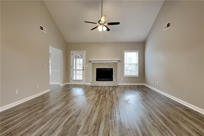 1550 Twin Manor Dr