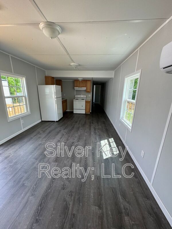 Photo - 1004 S Jackson St