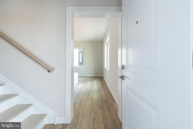 Building Photo - 1130 N Delaware Ave Unit 1B Rental