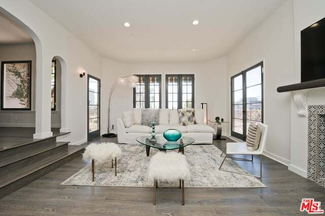 Building Photo - 6681 Emmet Terrace Unit B Rental