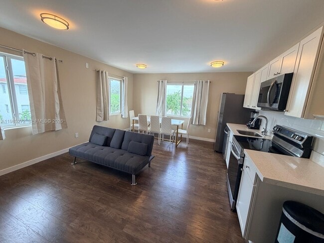 Photo - 943 79th Terrace Unit 201