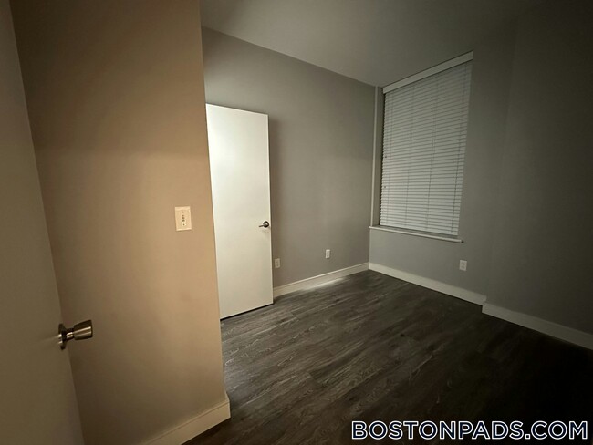 Photo - 23 Central Ave Unidad 302