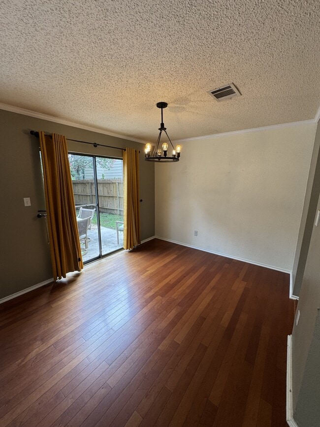 Photo - 13815 Stone Hollow