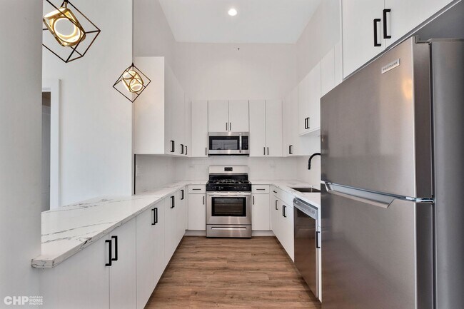 Photo - 4731 N Western Ave Unidad 205