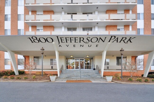 Building Photo - 1800 JPA #133